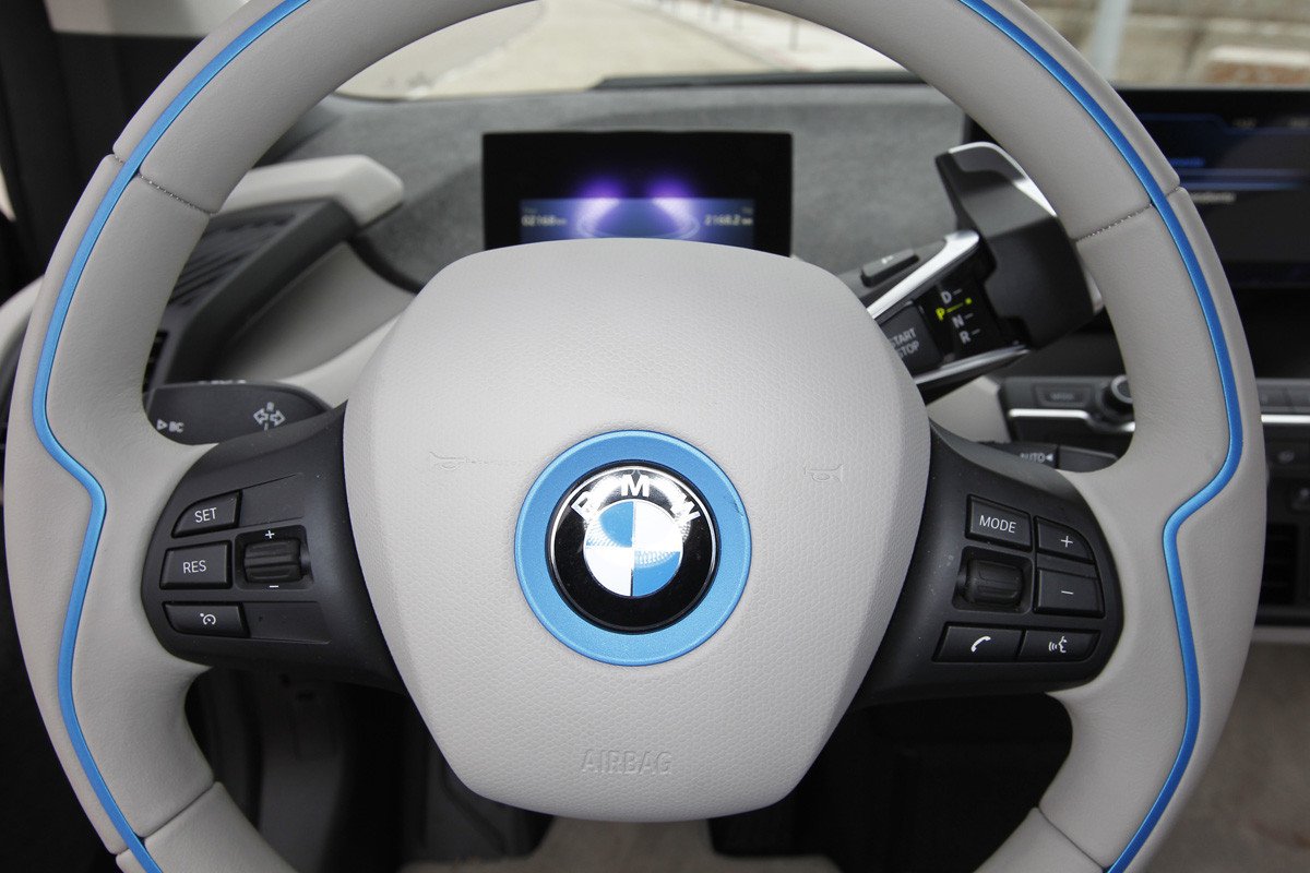 Prueba 10: BMW i3, el primer coche cien por cien eléctrico de BMW