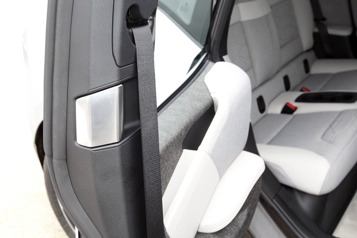 Prueba 10: BMW i3, el primer coche cien por cien eléctrico de BMW