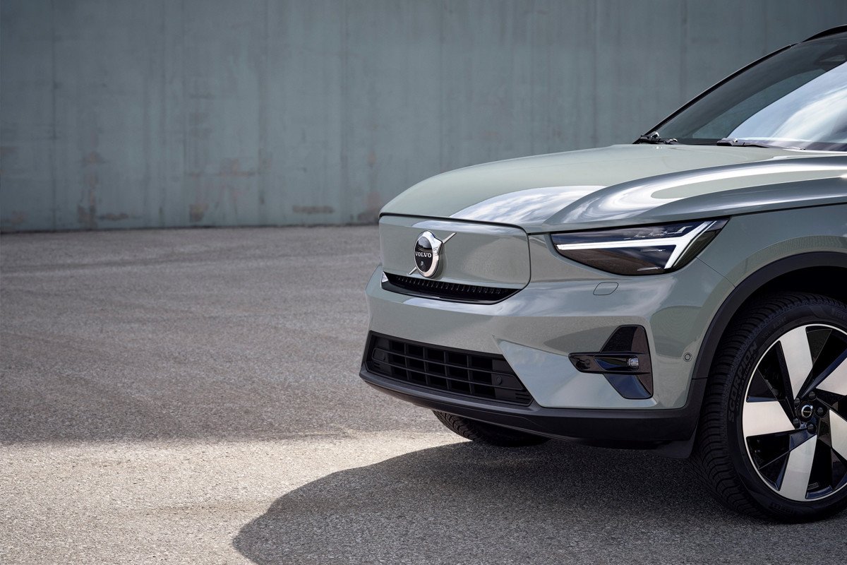 Volvo actualiza el XC40 Recharge y lanza un nuevo motor para el C40
