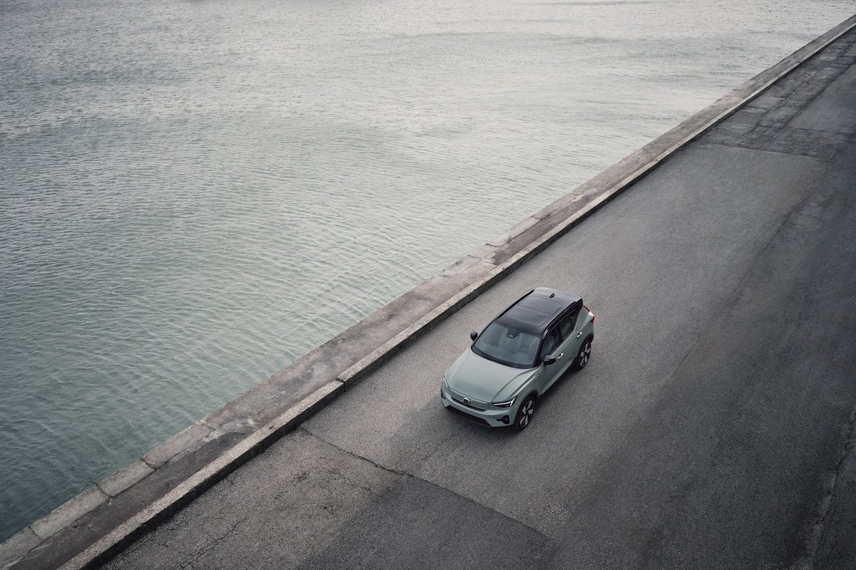 Volvo actualiza el XC40 Recharge y lanza un nuevo motor para el C40