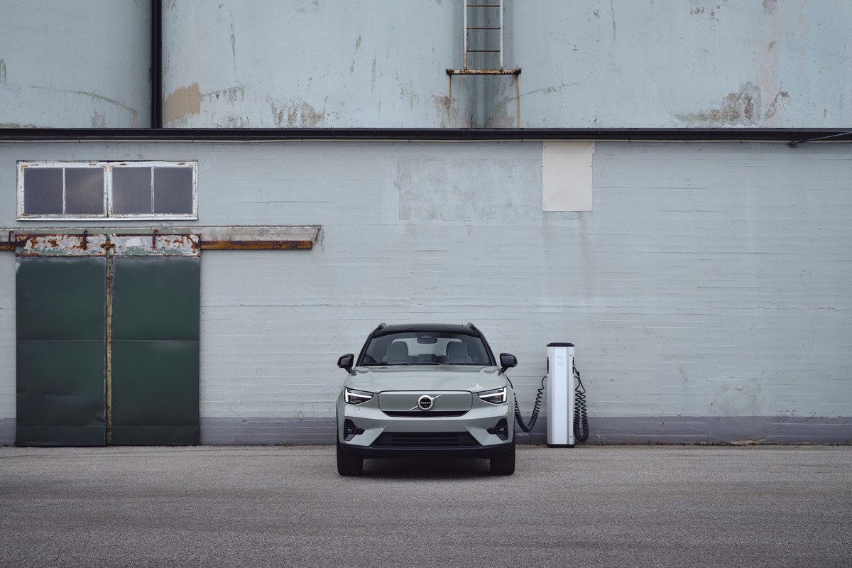 Volvo actualiza el XC40 Recharge y lanza un nuevo motor para el C40