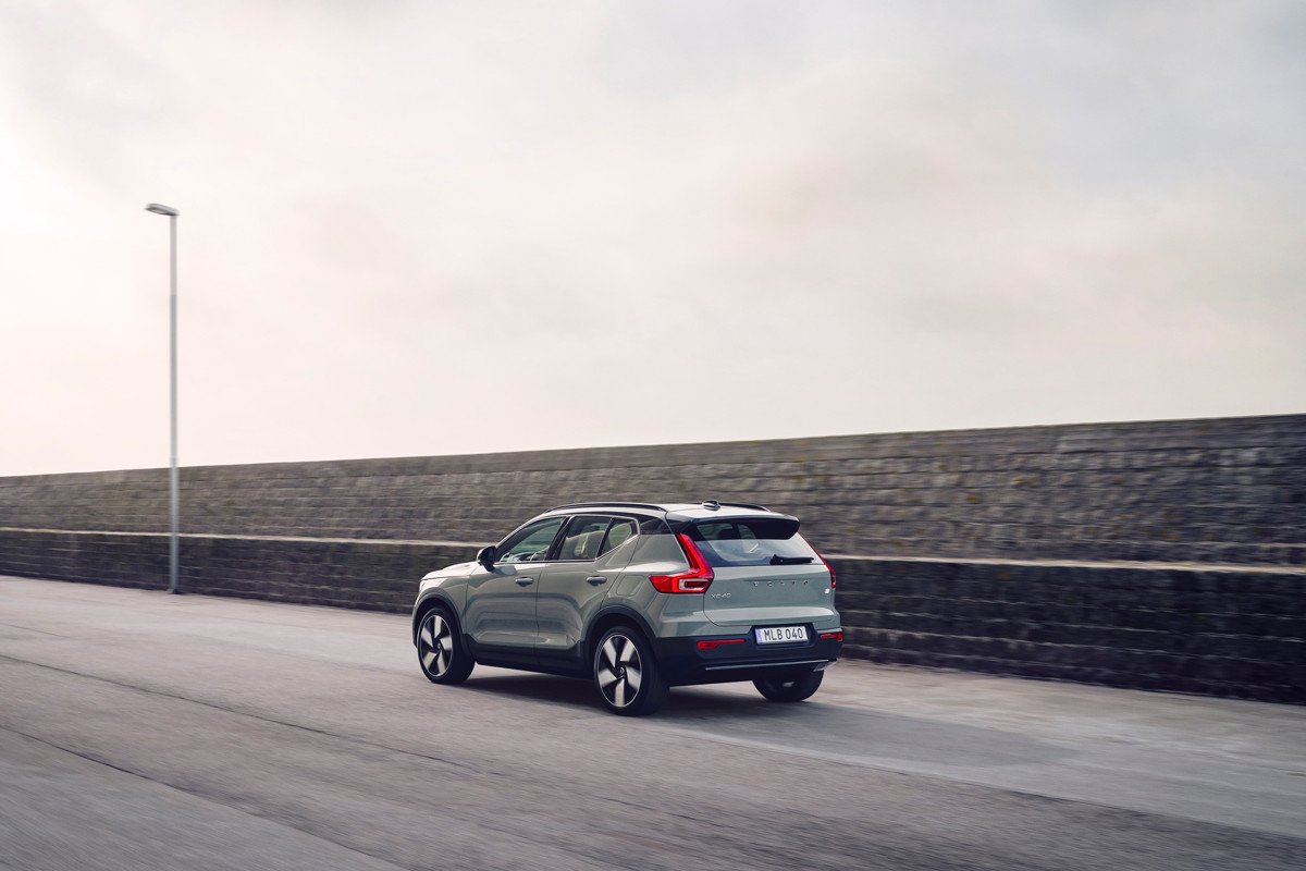 Volvo actualiza el XC40 Recharge y lanza un nuevo motor para el C40