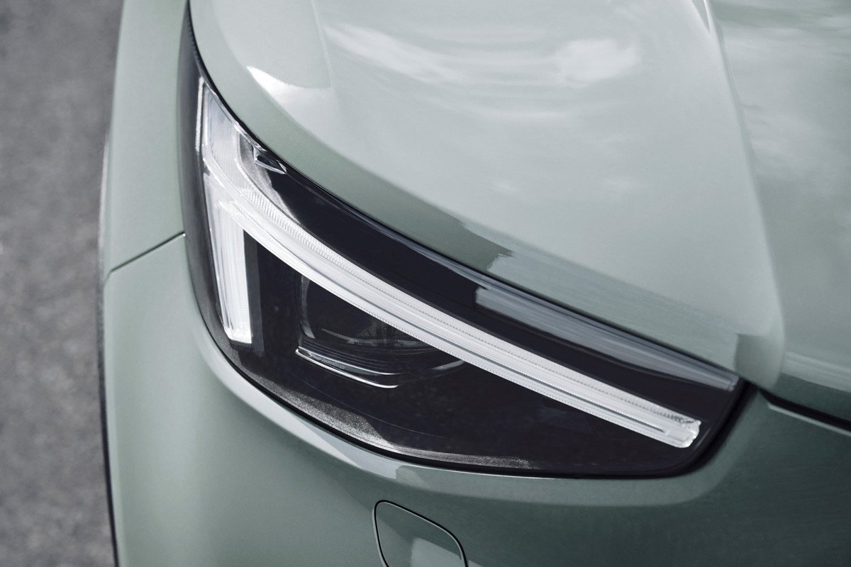 Volvo actualiza el XC40 Recharge y lanza un nuevo motor para el C40