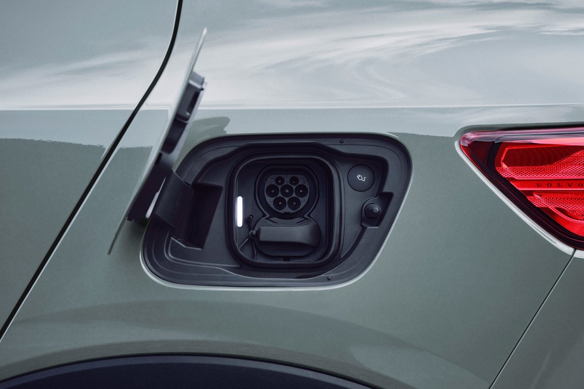 Volvo actualiza el XC40 Recharge y lanza un nuevo motor para el C40