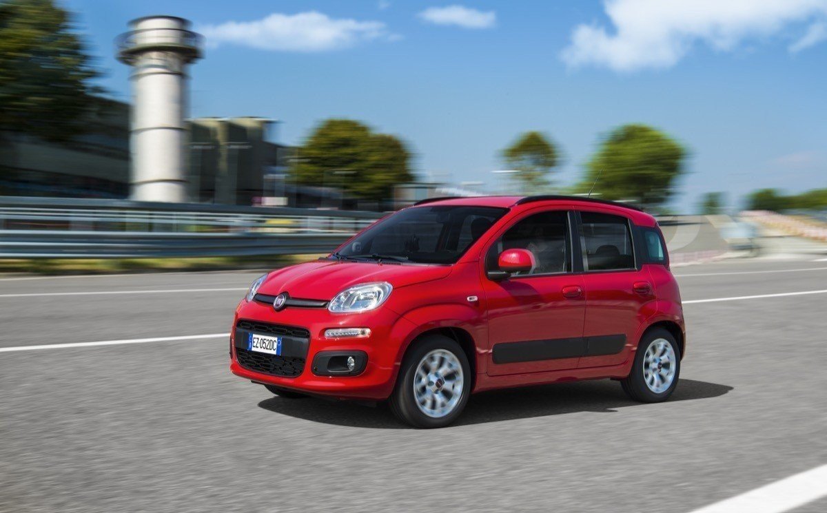 Coches baratos con etiqueta ECO: lista completa con precios