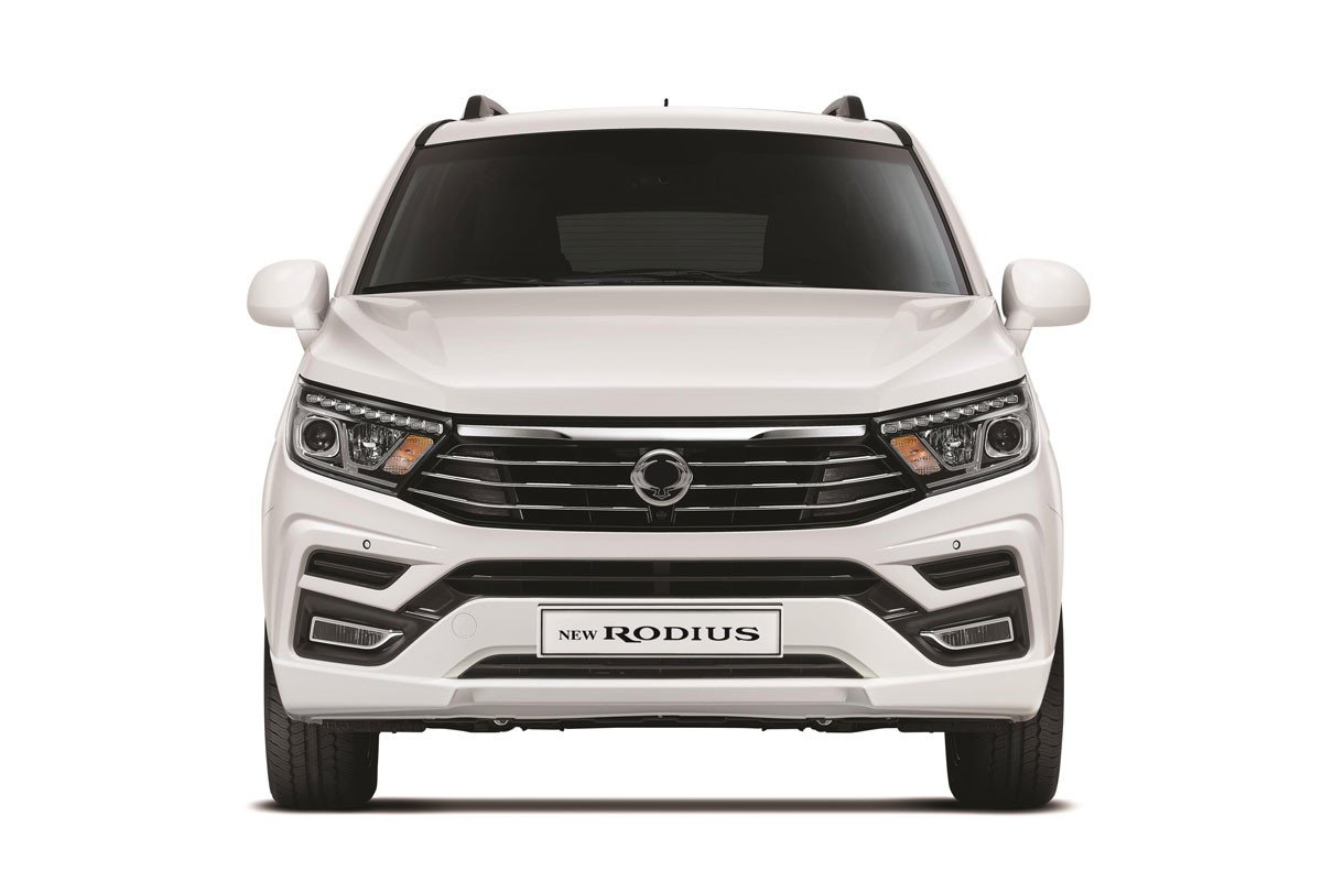 Cambio en el frontal para el nuevo Ssangyong Rodius