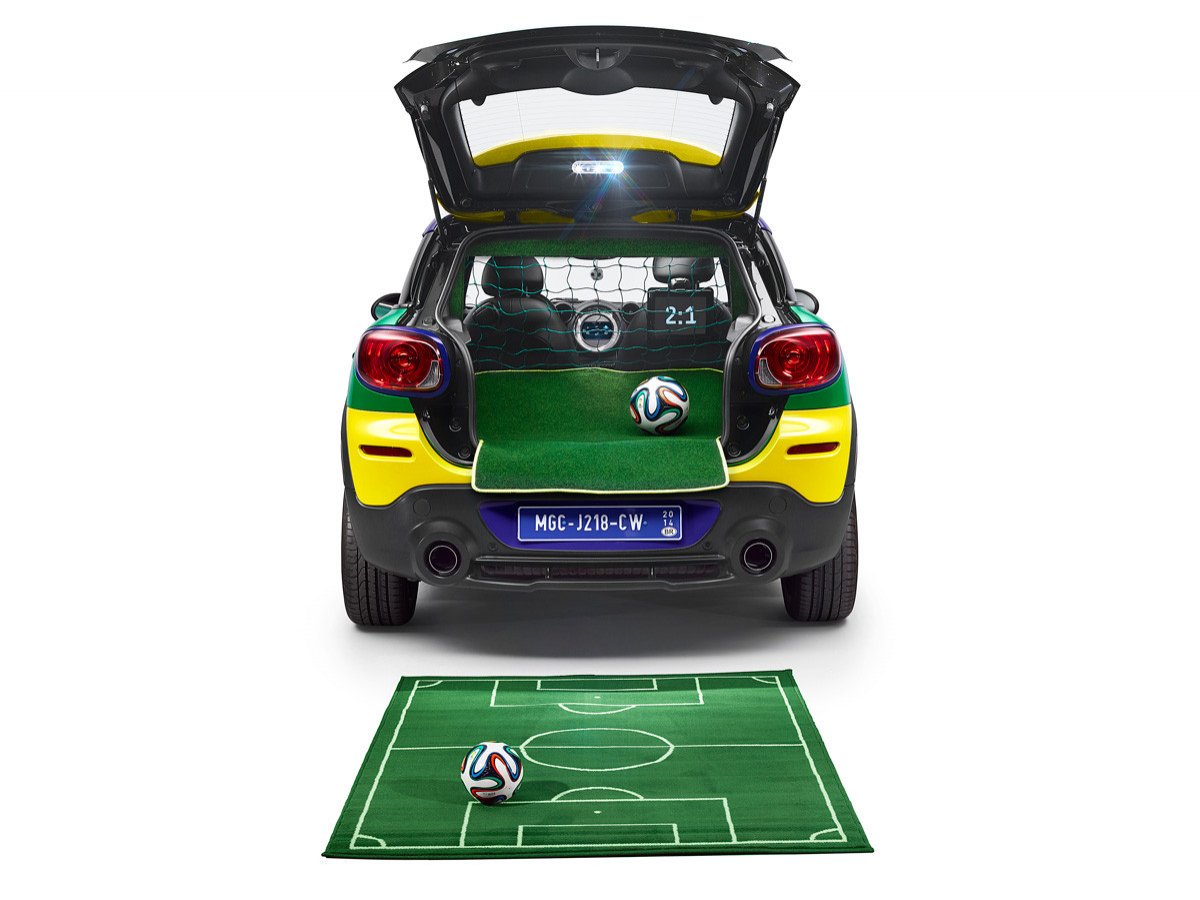 Mini Paceman GoalCooper: el coche con portería incorporada