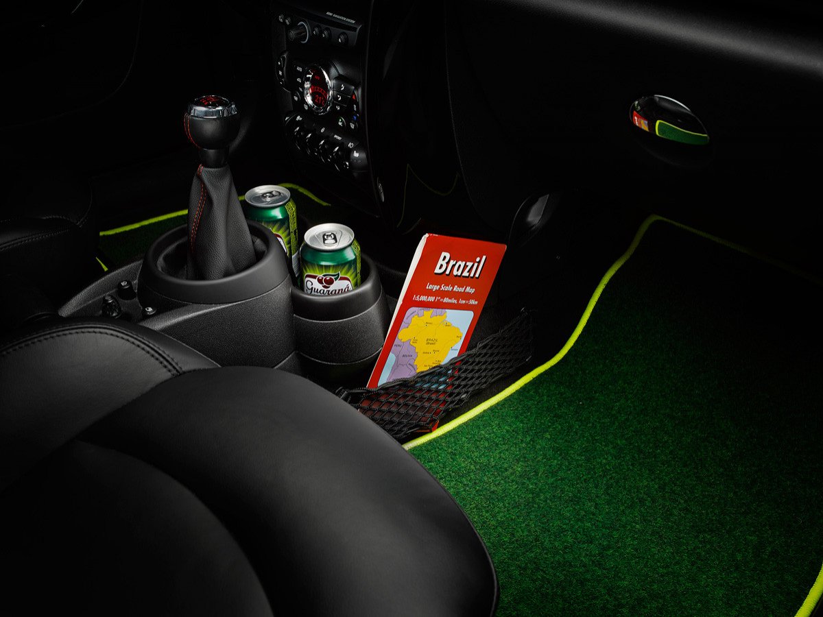Mini Paceman GoalCooper: el coche con portería incorporada