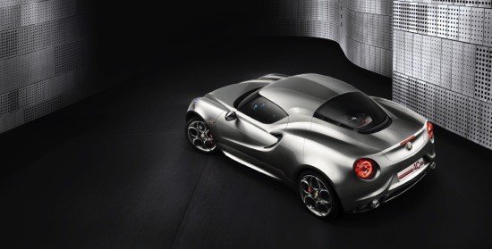 Alfa Romeo 4C Concept,  el “anti-Porsche” de Alfa, en Frankfurt.