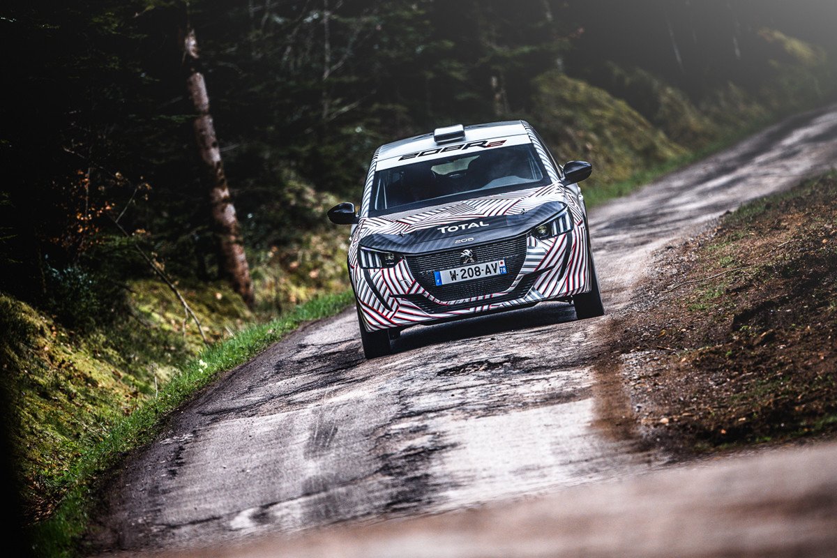 Primeras imágenes de las pruebas del nuevo Peugeot 208 R2