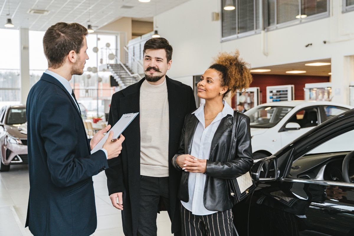 Guía completa: todas las opciones para comprar un coche con sus ventajas e inconvenientes