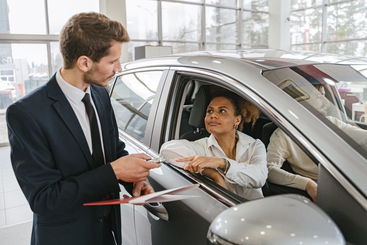 Guía completa: todas las opciones para comprar un coche con sus ventajas e inconvenientes
