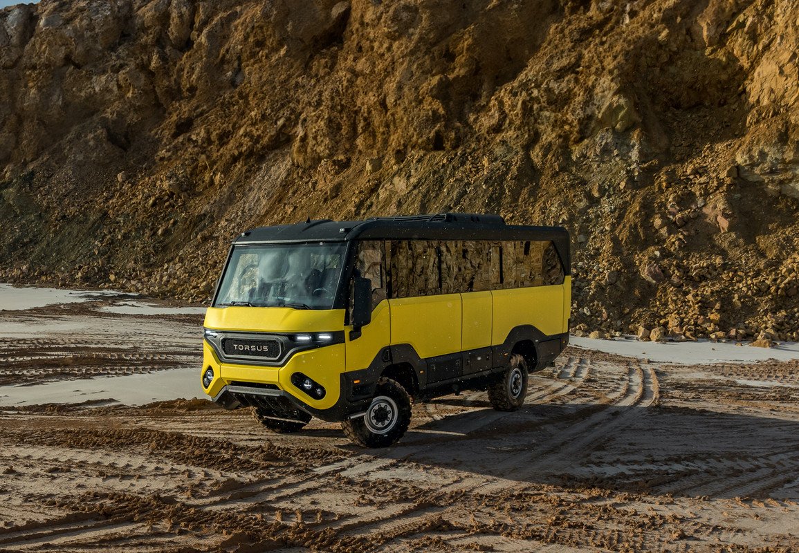 Torsis Praetorian 2024 bus 4x4 definitivo_2