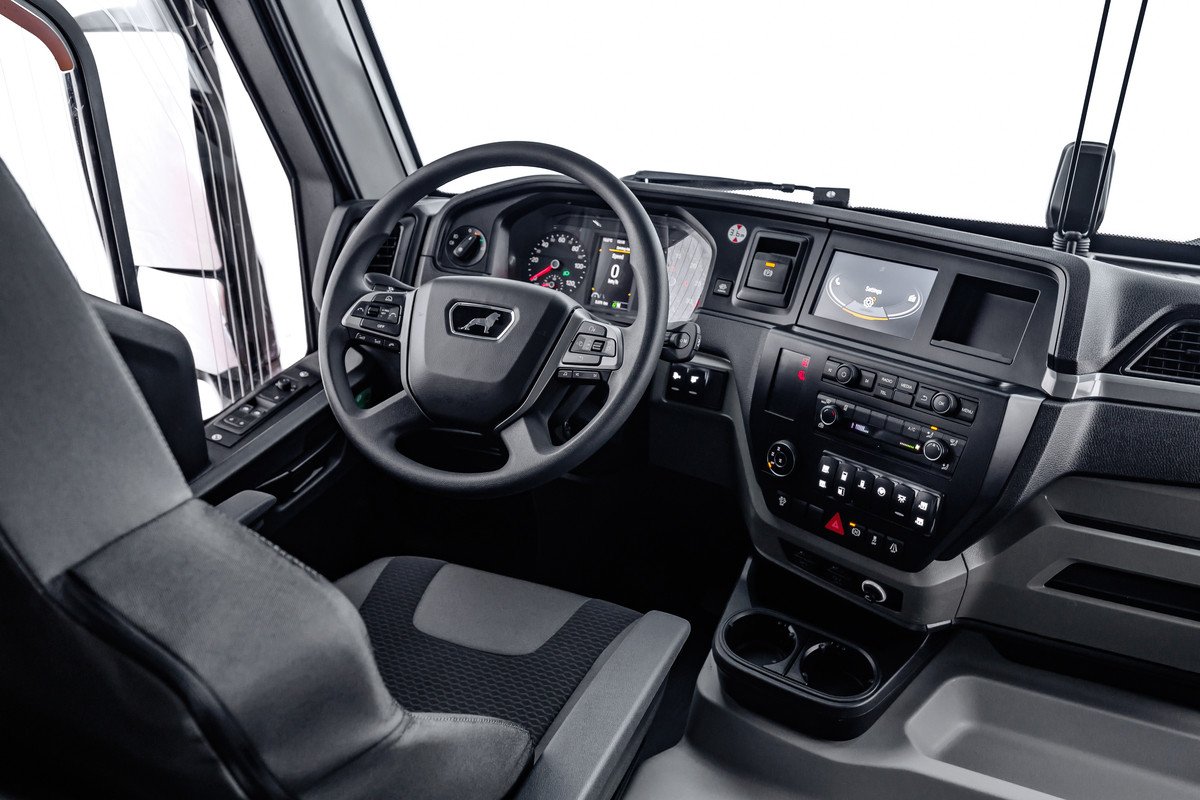Torsis Praetorian 2024 bus 4x4 definitivo_3