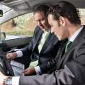 Compra-venta coches: Cómo se hace un contrato y documentación necesaria