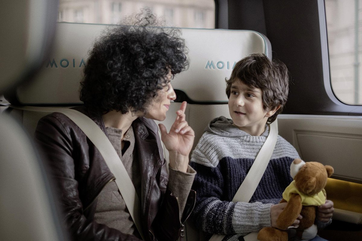 El Grupo Volkswagen presenta su primer vehículo de transporte compartido