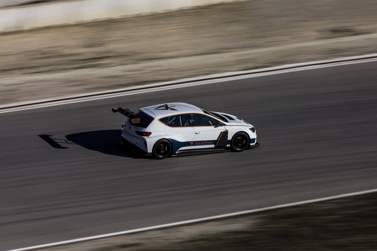 Cupra e-Racer: os enseñamos lo que no se ve desde fuera