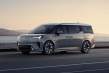 Volvo llega al segmento monovolumen con el eléctrico EM90