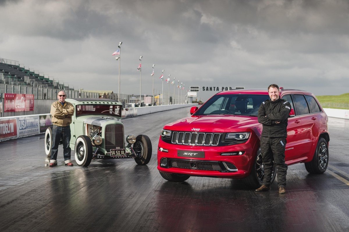 Vídeo: el Jeep Grand Cherokee SRT se bate con un HEMI Hot Rod Coupé