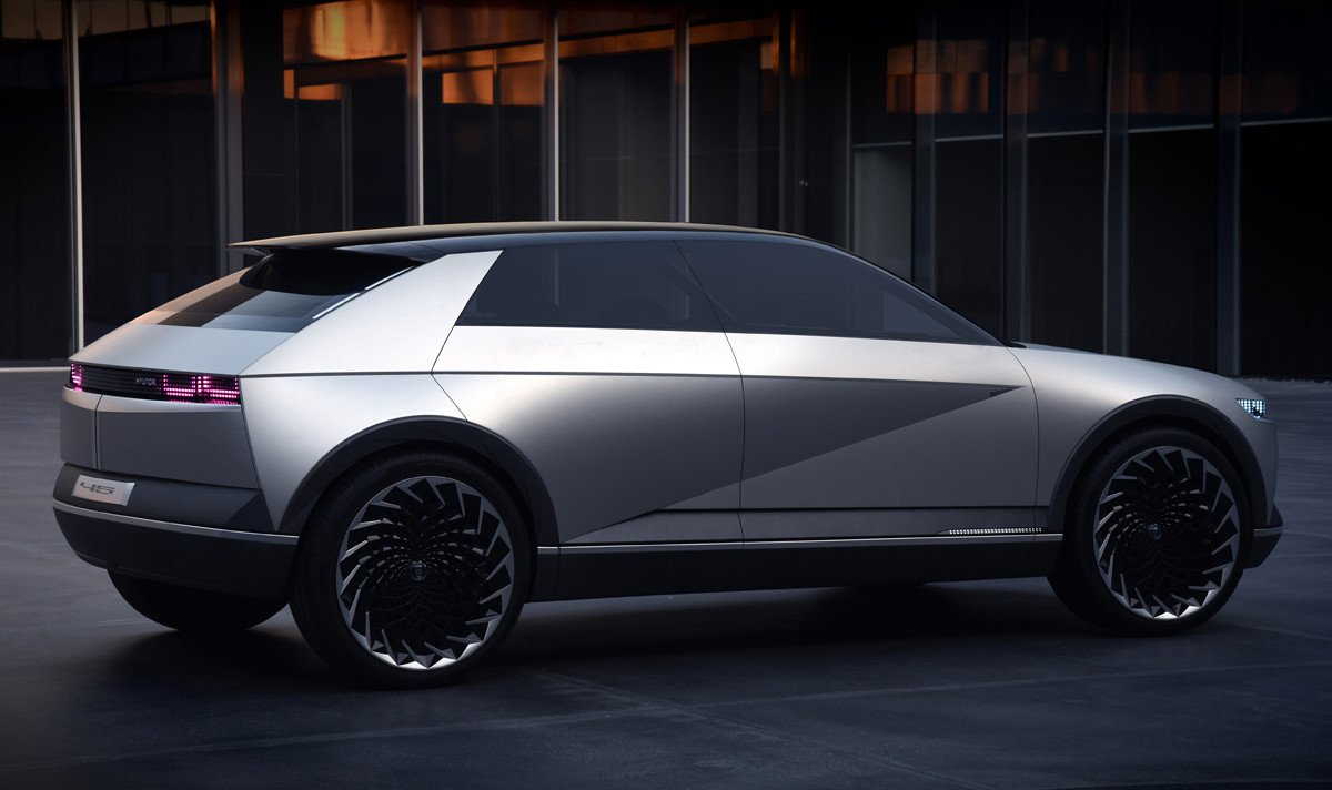 Hyundai 45 EV Concept: un homenaje al Pony Coupe Concept