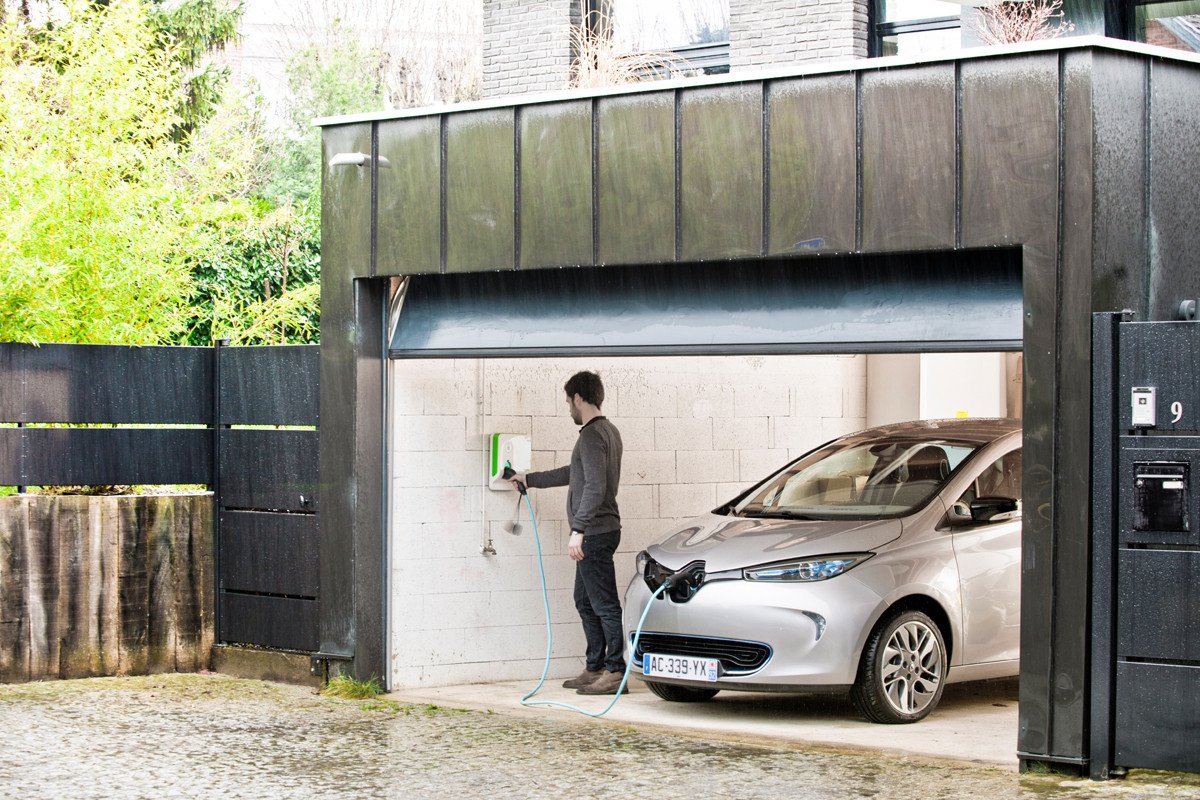 Ventas de coches eléctricos en España en 2013: el Nissan Leaf es el líder