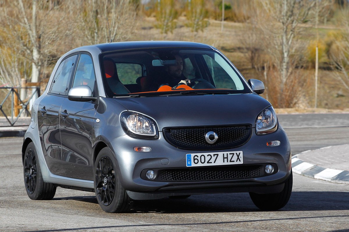 Comparativa: Toyota Aygo contra smart forfour 