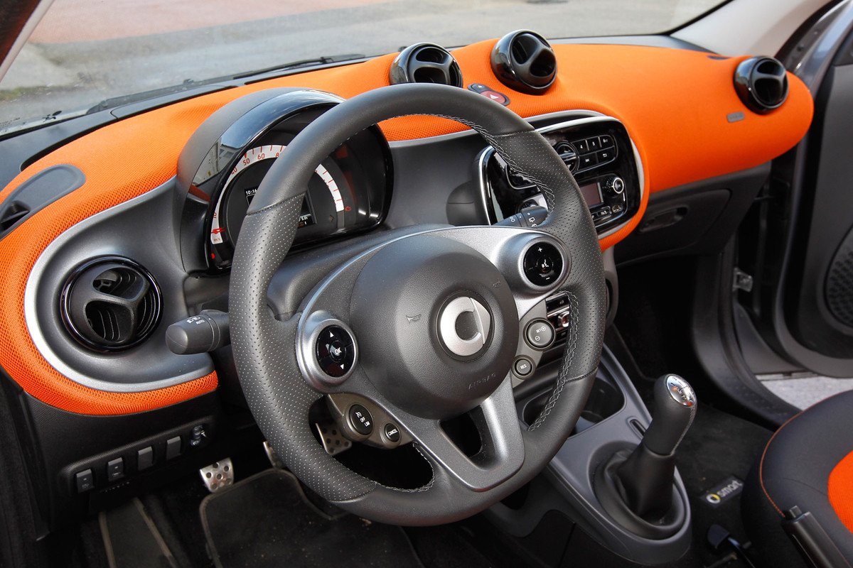 Comparativa: Toyota Aygo contra smart forfour 
