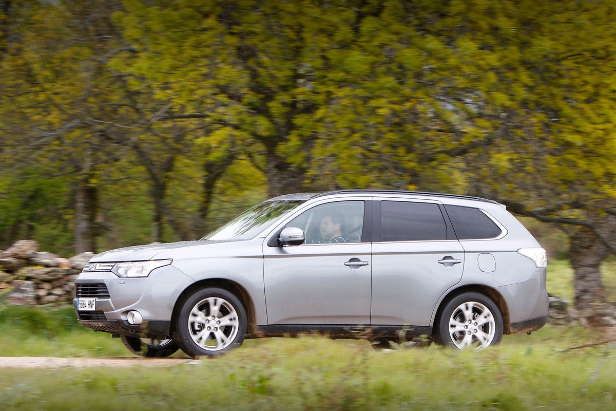 Prueba 10: Mitsubishi Outlander 220 DID Kaiteki Automático
