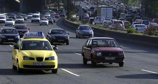 Se suspenden los exámenes de conducir en toda España