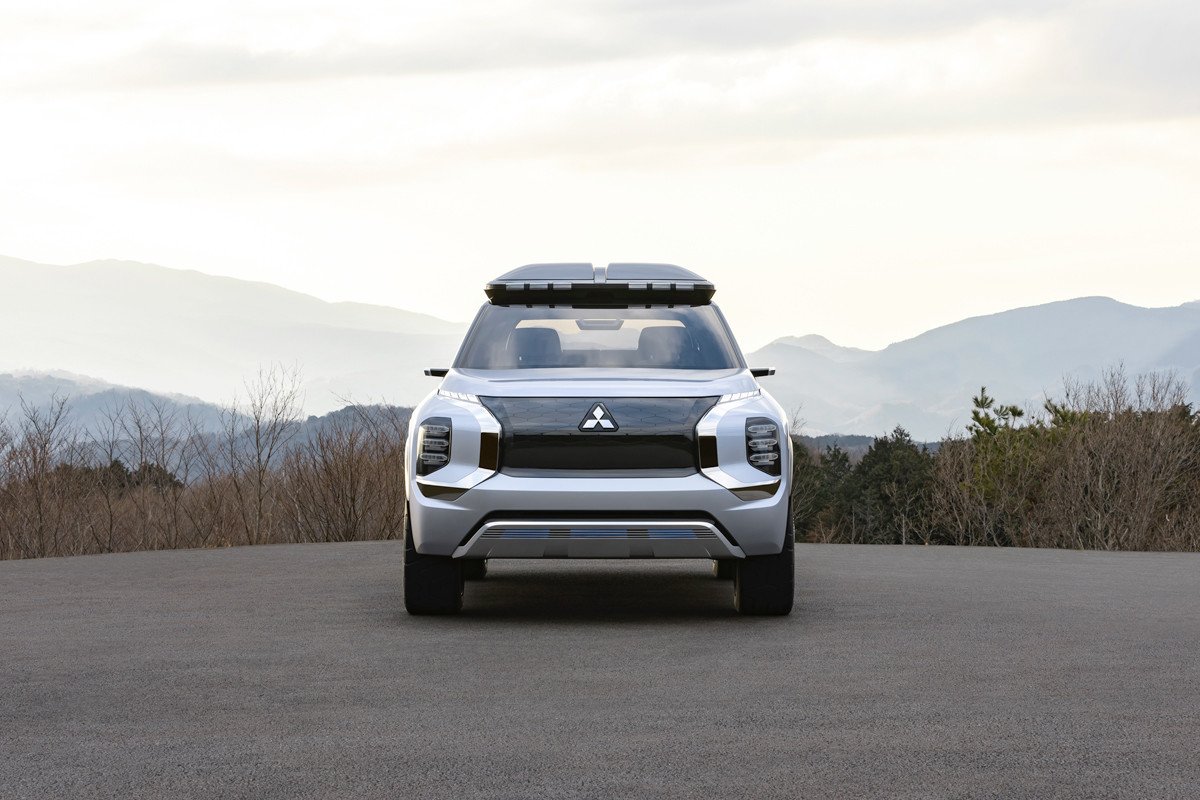 Mitsubishi Engelberg Tourer Concept, un Outlander PHEV mejorado