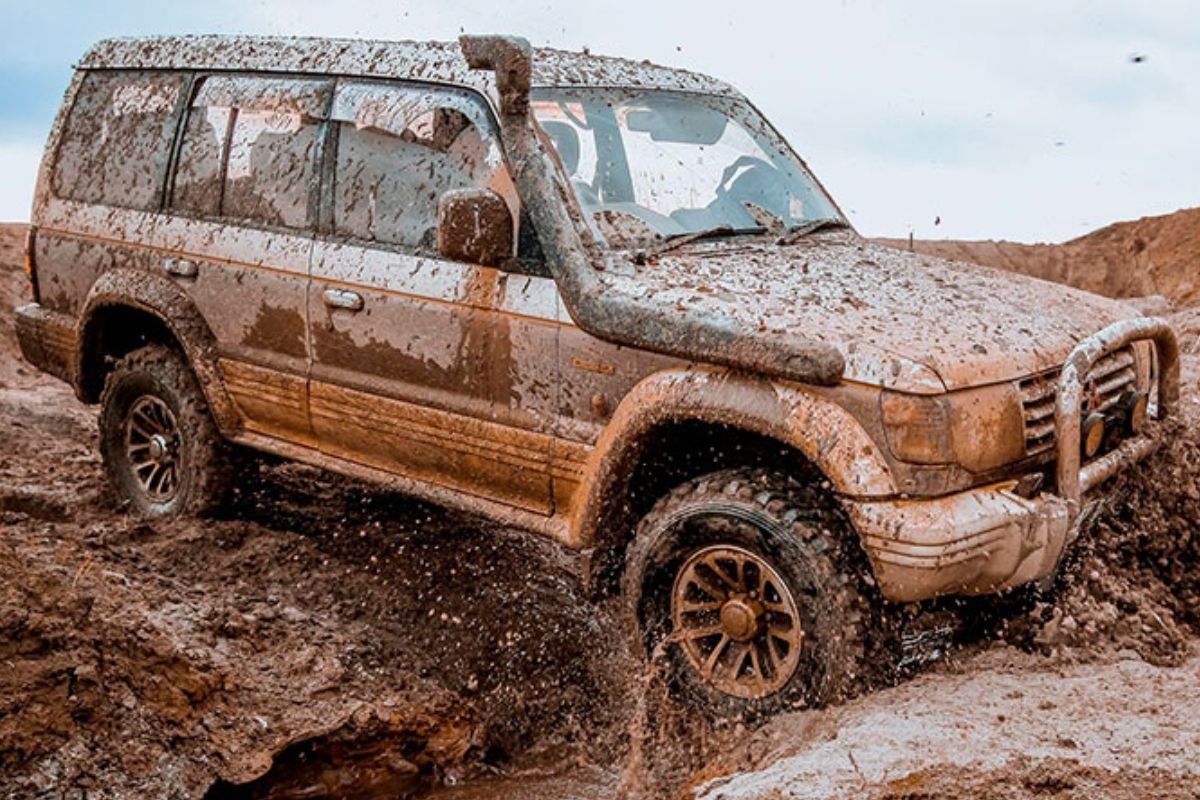 Mitsubishi 4x4 snorkel