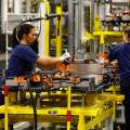 Stellantis negocia con el Gobierno fabricar más coches eléctricos en España