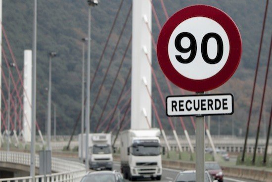Nuevos límites de velocidad: 90 km/h en carreteras secundarias