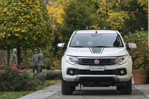 Vídeo con accesorios 4x4 para el Fiat Fullback