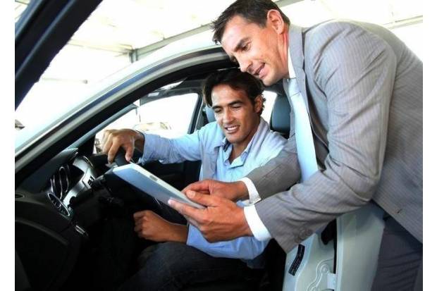 ¿Cuál es el mejor día de la semana para comprar un coche usado?