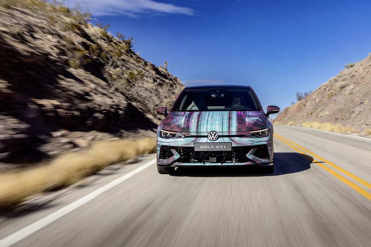 Volkswagen anuncia ChapGPT para sus coches y de paso nos enseña cómo será el nuevo Golf