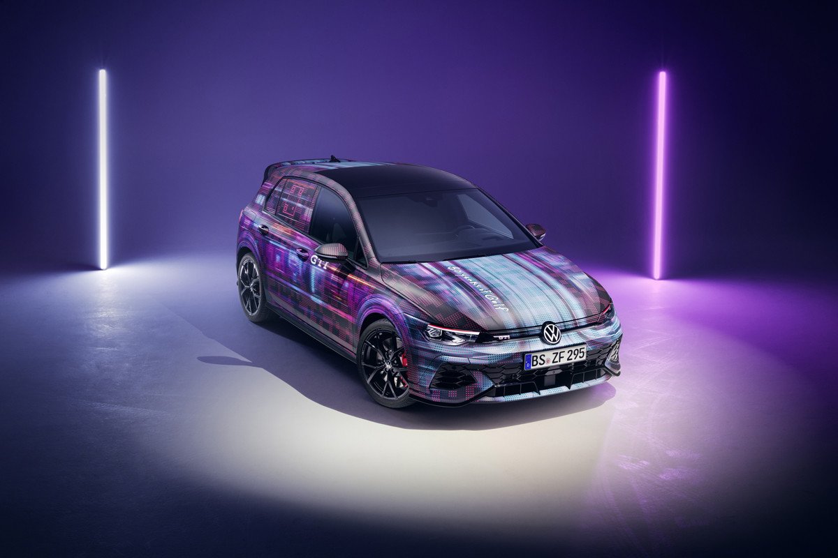 Volkswagen anuncia ChapGPT para sus coches y de paso nos enseña cómo será el nuevo Golf