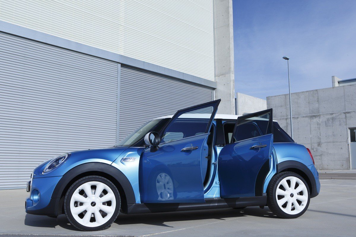 Nuevo MINI 2014, llega la versión 5 puertas