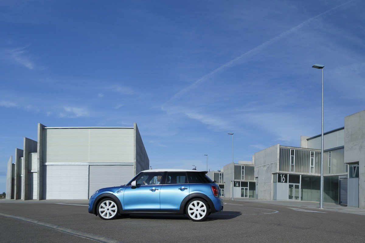 Nuevo MINI 2014, llega la versión 5 puertas