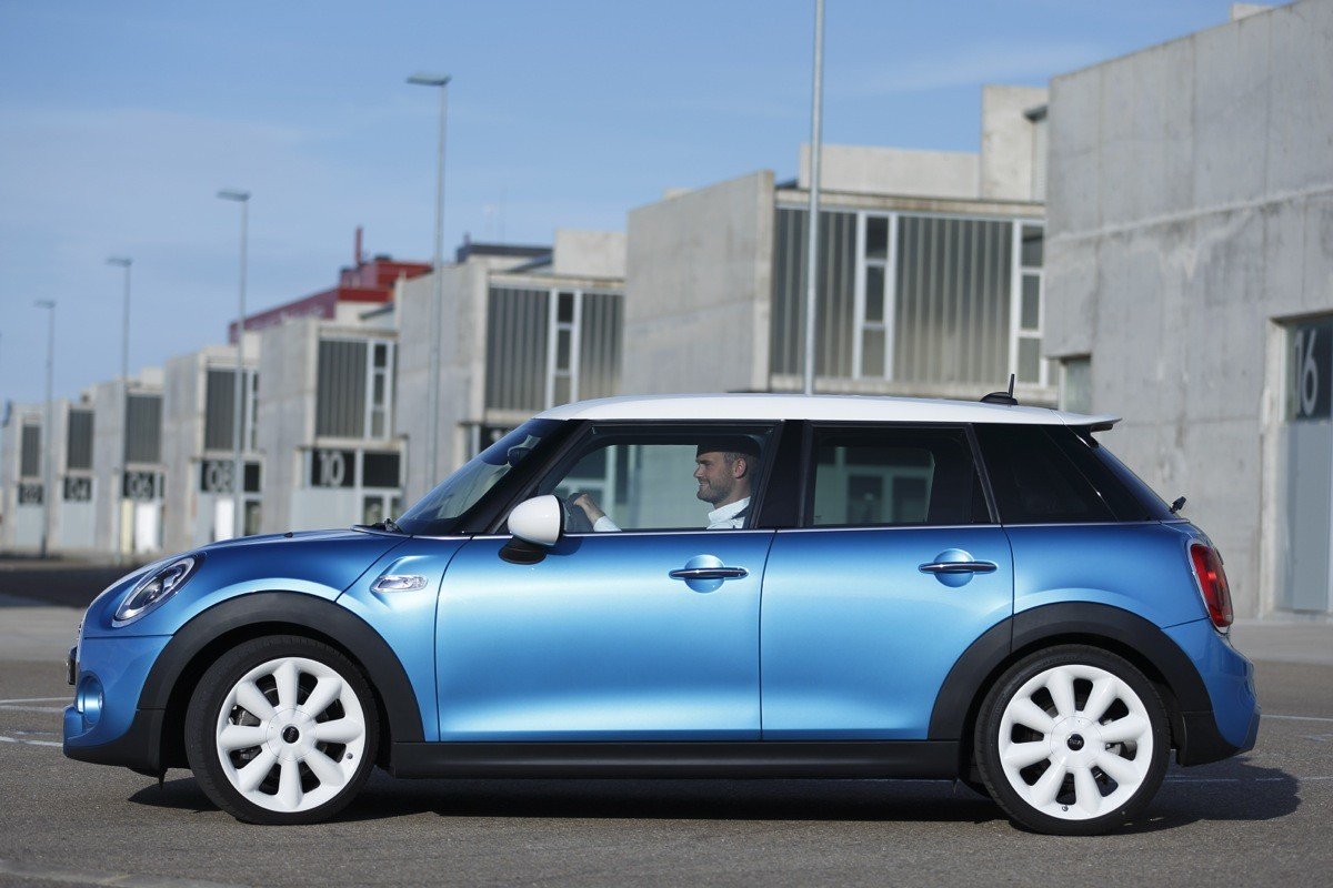 Nuevo MINI 2014, llega la versión 5 puertas