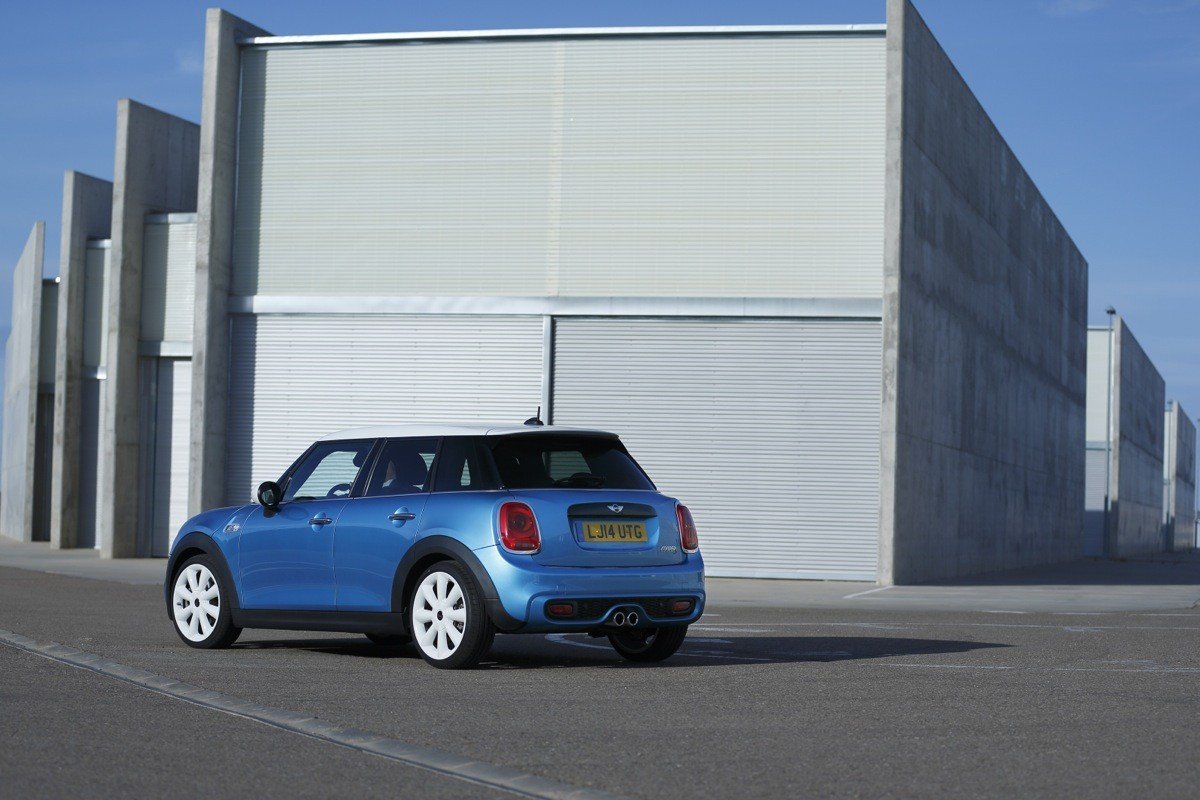 Nuevo MINI 2014, llega la versión 5 puertas