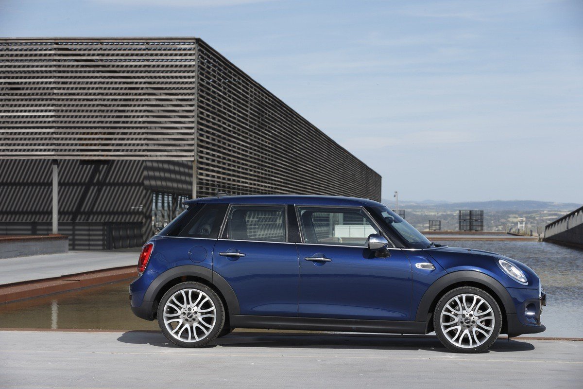 Nuevo MINI 2014, llega la versión 5 puertas