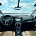 Mucha luminosidad con los techos panorámicos de Opel