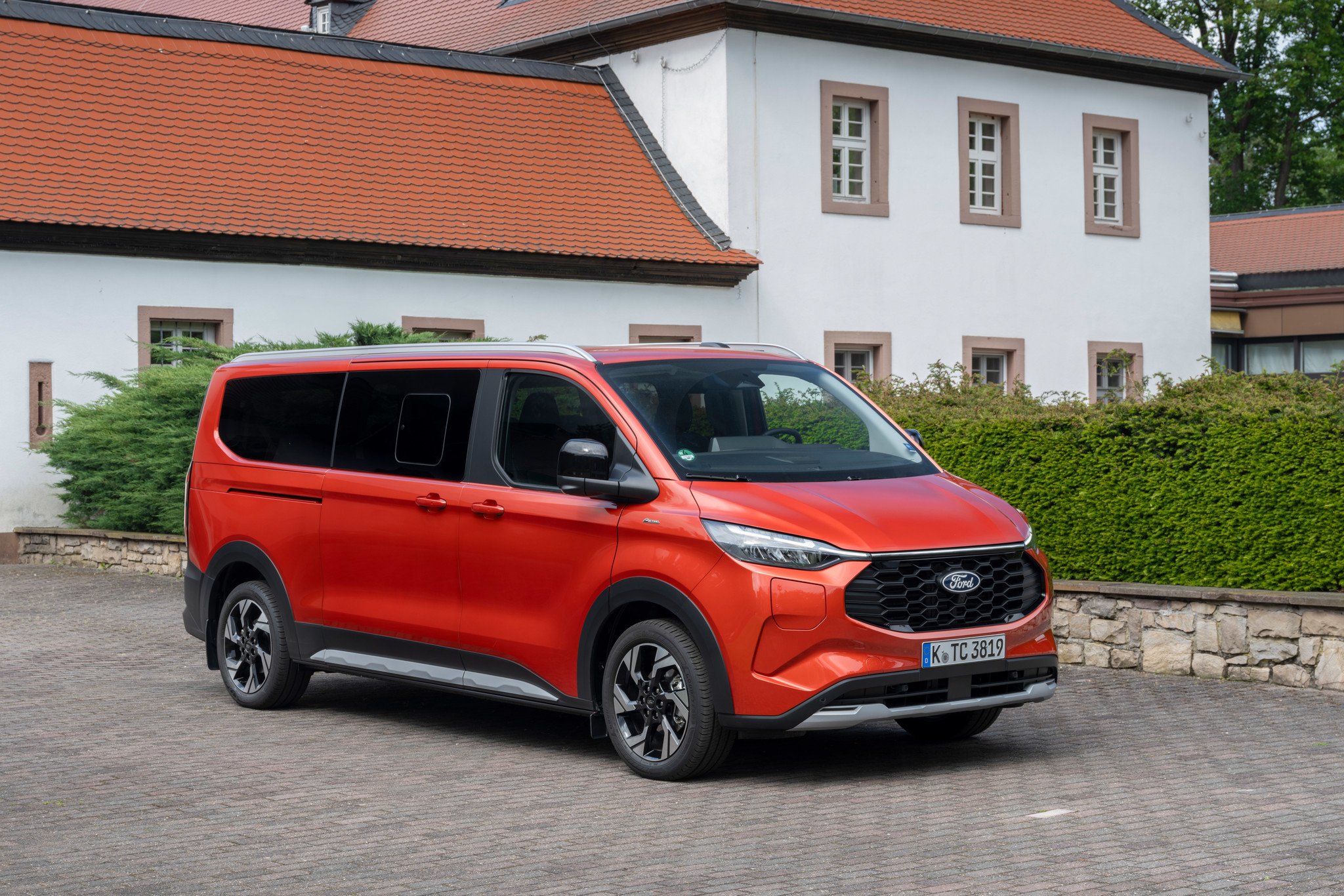 tres sillas infantiles coche