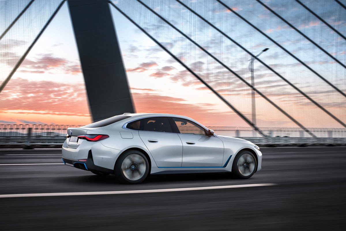 BMW i4