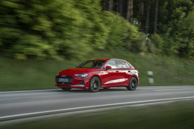Audi A3 TFSIe: Cuando quieres un híbrido enchufable deportivo con etiqueta CERO 