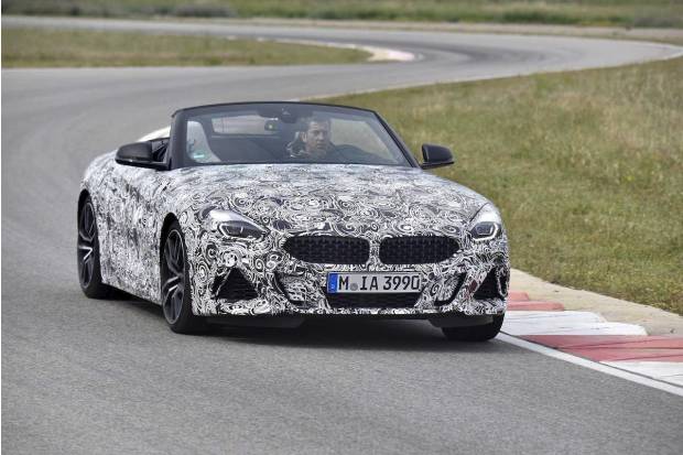 Nuevo BMW Z4, desvelado en versión camuflada antes de París