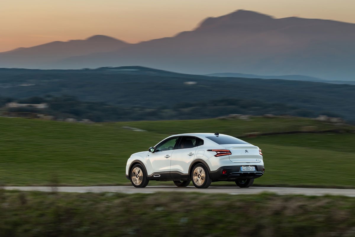Nuevo motor eléctrico para Citroën ë-C4 y ë-C4 X: más potente y con más autonomía