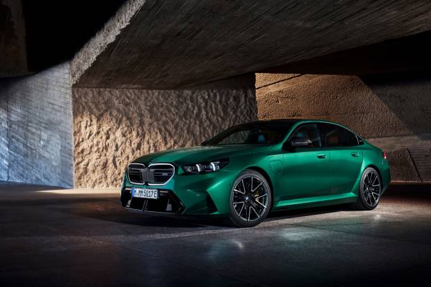 Nuevo BMW M5: El primero de la historia con un V8 Híbrido de 727 cv y etiqueta Cero
