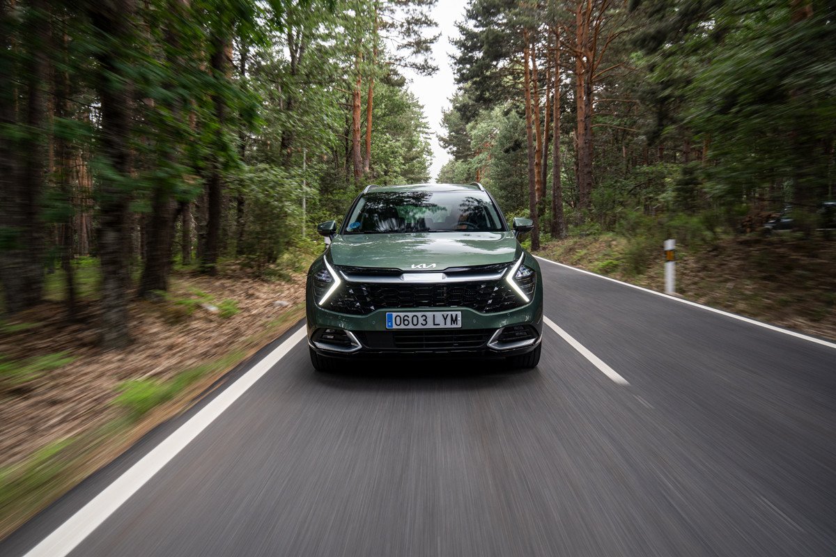 Prueba Kia Sportage PHEV y diésel: analizamos sus últimos motores